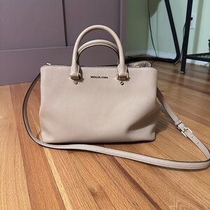 Michael Kors Medium Crossbody Bag